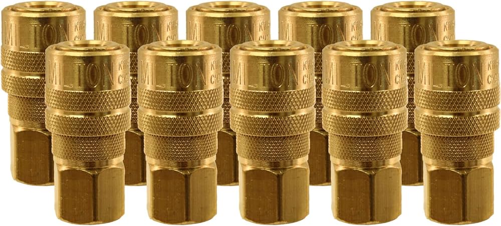 #715 Female 1-4 Coupler Plug (M) 10-Bag