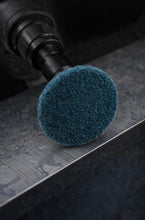 Load image into Gallery viewer, #7515TB Denco 2" Fine Roloc Reconditioning Disc 25 Pack
