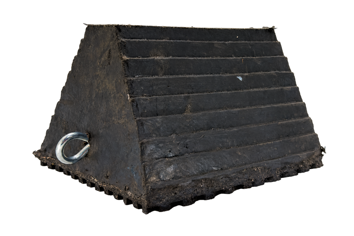 #WC9 Extreme Duty Rubber Wheel Chocks - Pair